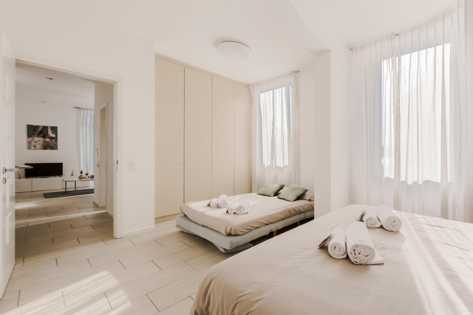 Front Lake Pearl 5 For 6Pax -By Easylife Swiss Lugano Exterior photo